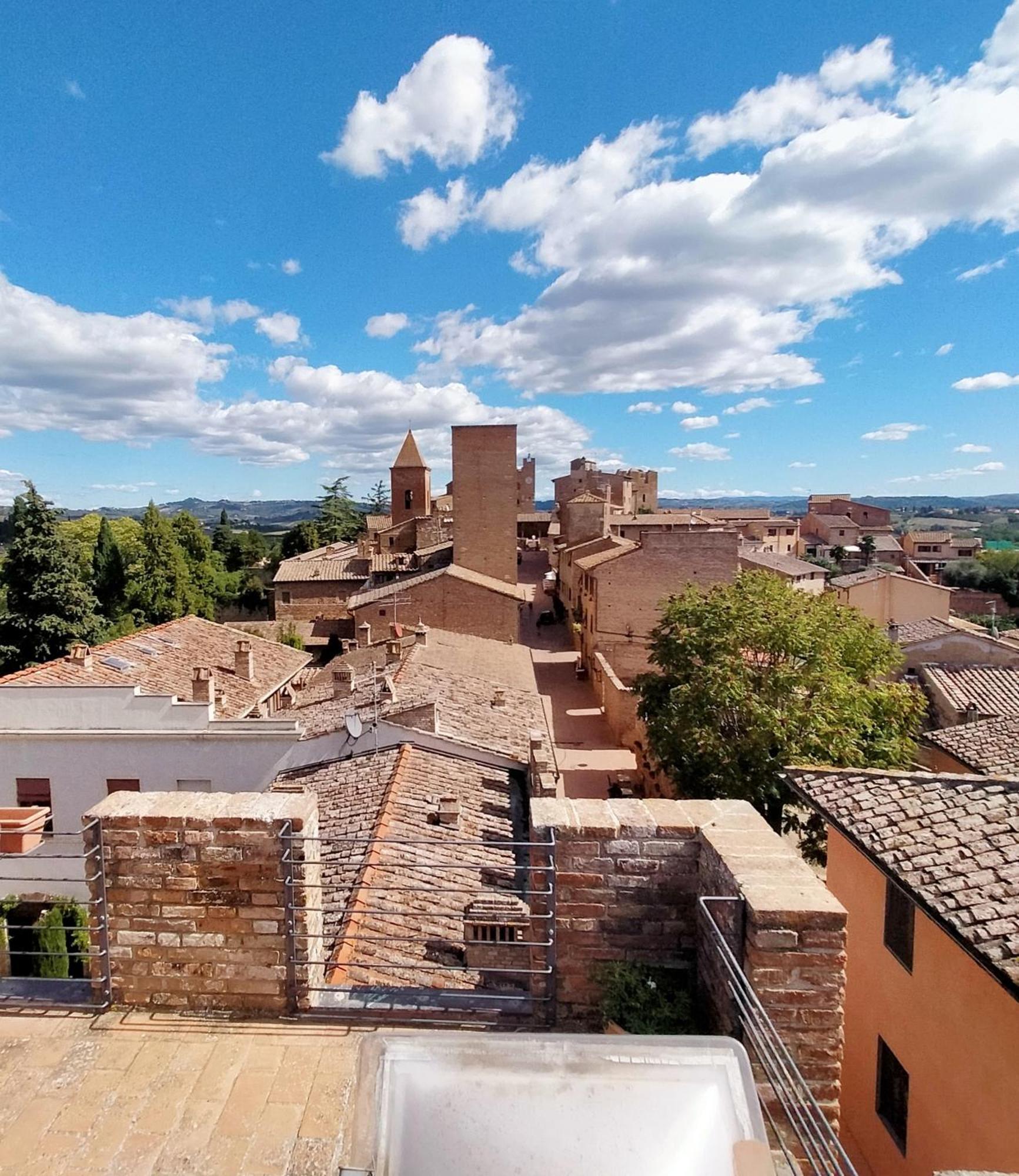 체르탈도 Palazzo Stiozzi Ridolfi 아파트 외부 사진